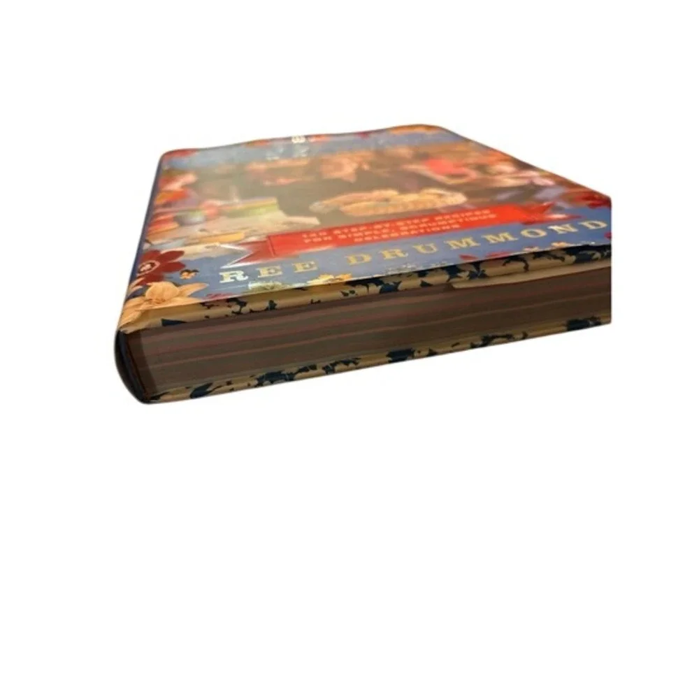A Year of Holidays The Pioneer Woman Ree Drummond‎ Hardcover Cookbook